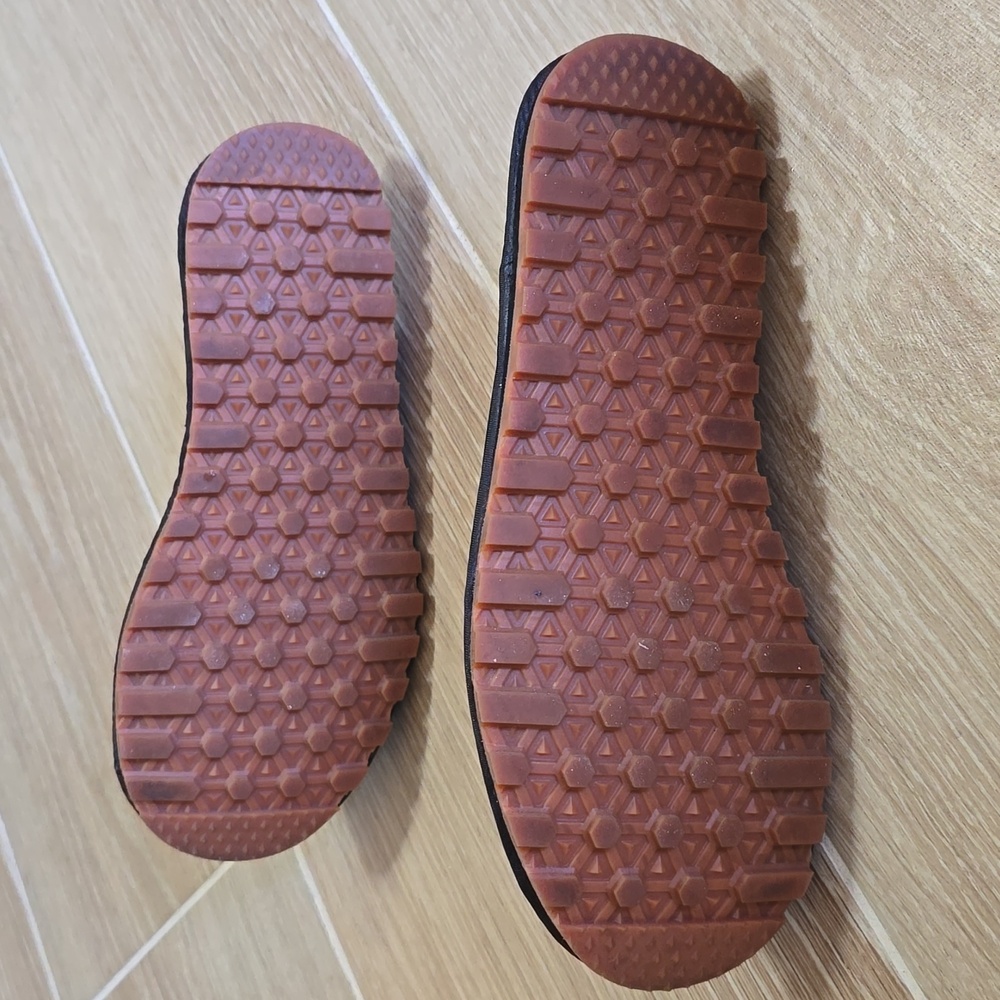 Vans Slip-On Loafers - Picture 8 of 9